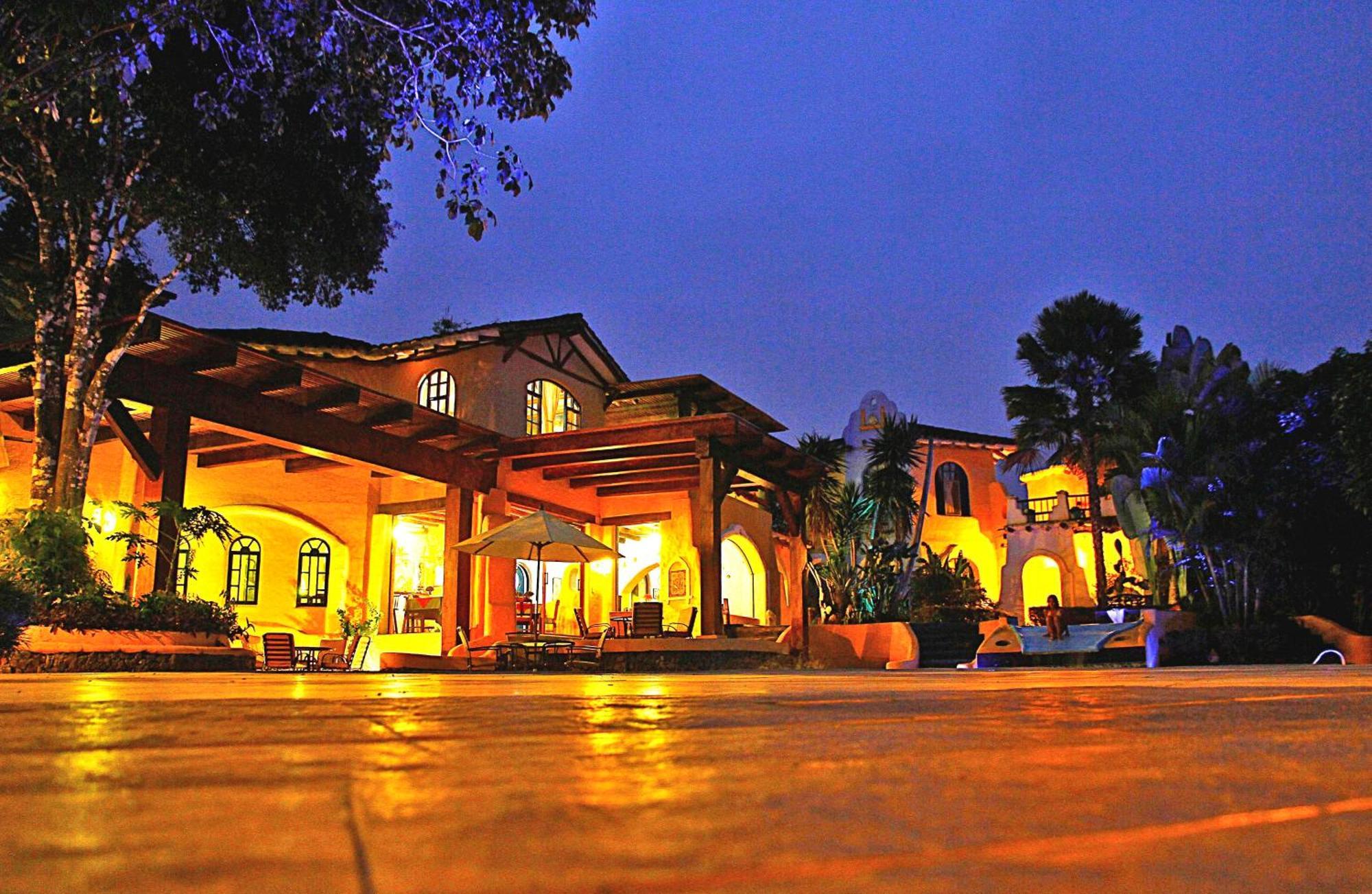 Mantaraya Lodge Puerto López 외부 사진