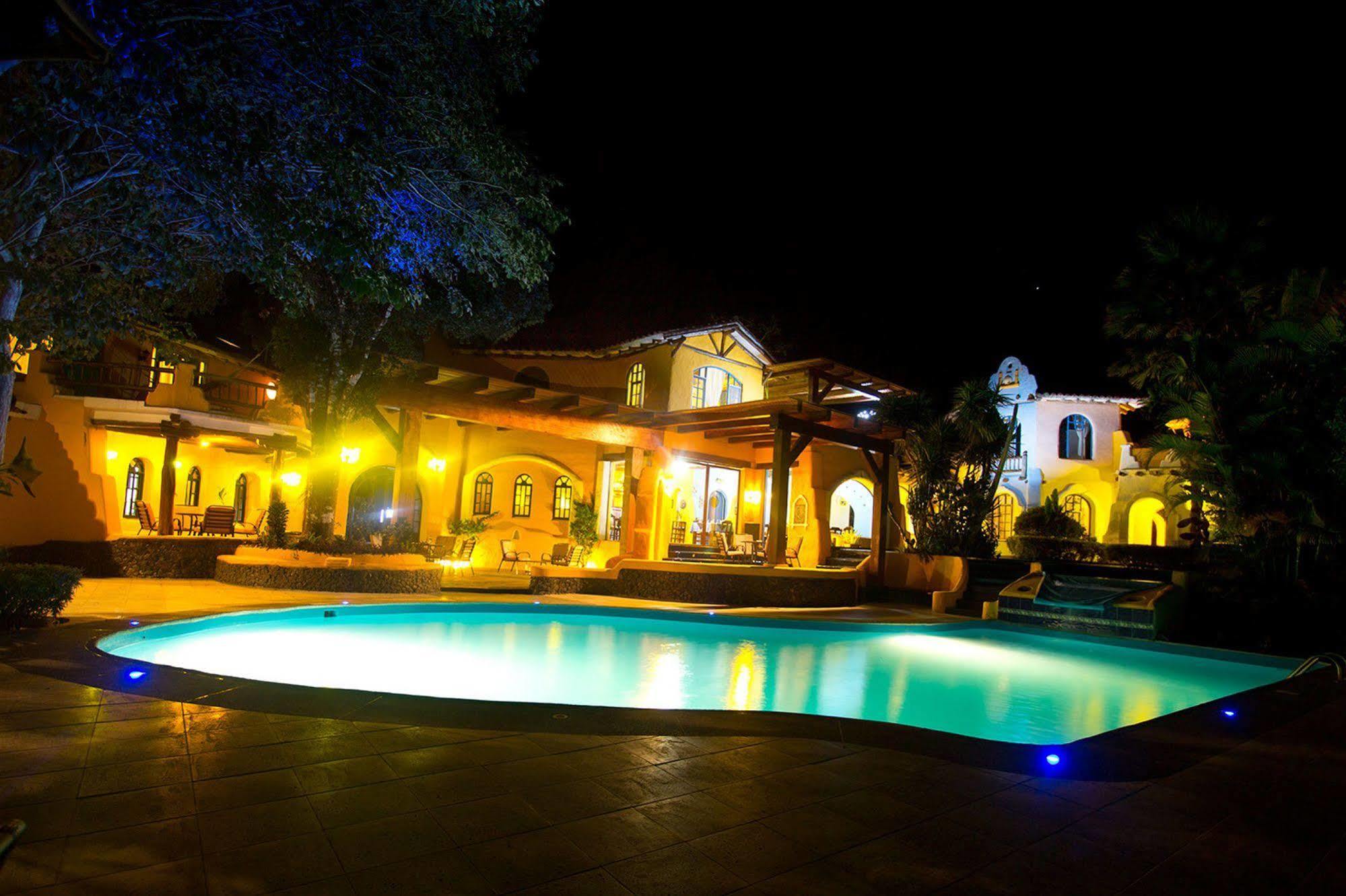 Mantaraya Lodge Puerto López 외부 사진